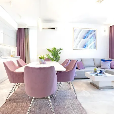 Holiday Apartments Split דירה *