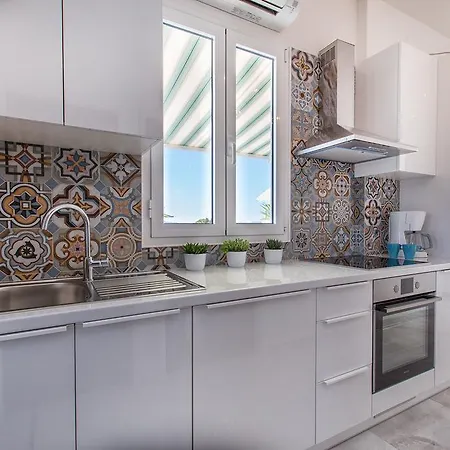 Holiday Apartments Split ספליט