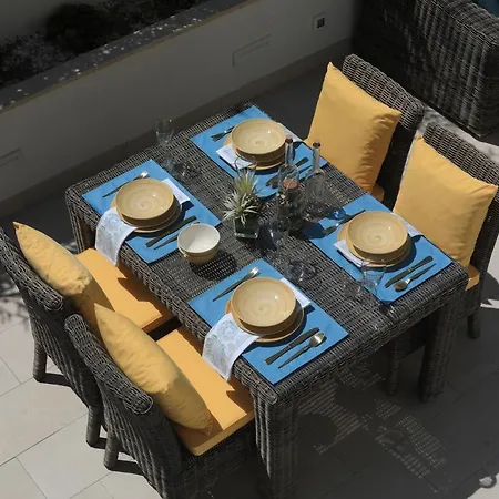 Holiday Apartments Split ספליט